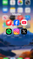 Launcher iOS 26 Theme screenshot